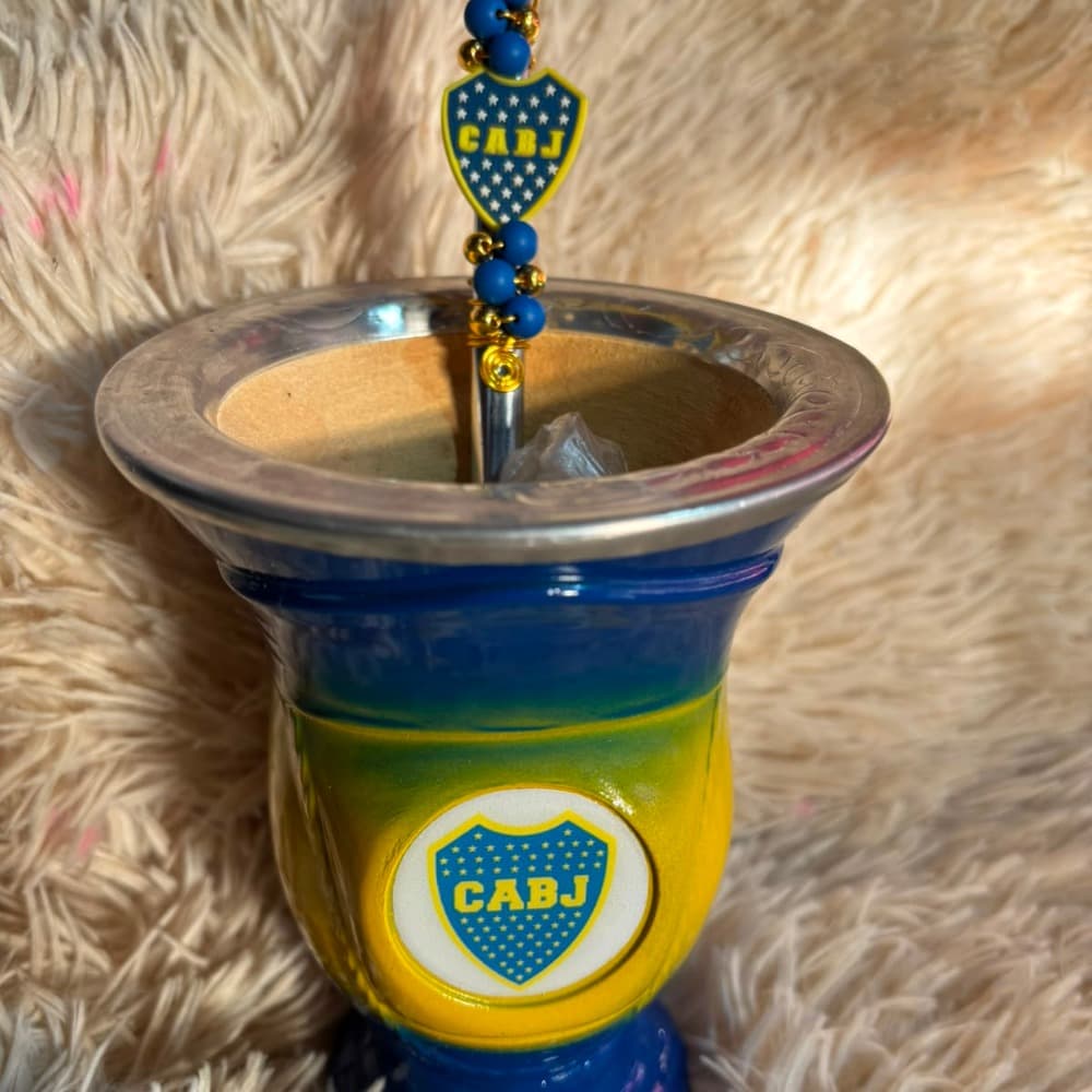 Mate Boca Juniors con Bombilla
